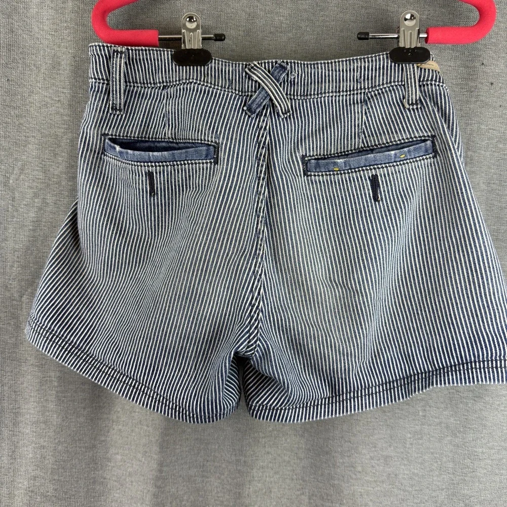 ANTHROPOLOGIE Pilcro and the Letterpress Railroad Striped Denim Shorts Womens 27 - Picture 2 of 6